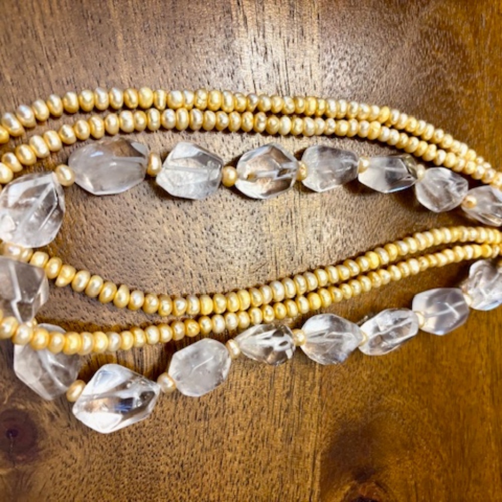 Pearls and crystal beads necklace 16" long